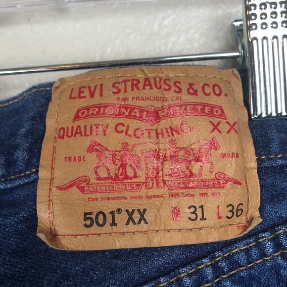 Y2k 2003 Levi's Mens 501 501XX Classic Straight Button Fly Denim Jeans 31x36 - Picture 8 of 11